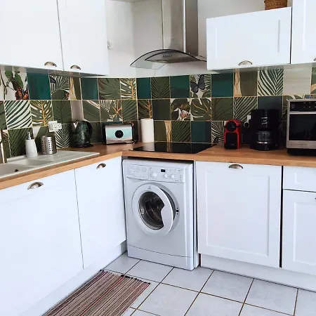 Mazet - A 300m De La / Terrasse / Wifi / La Conciergerie Varoise Apartman
