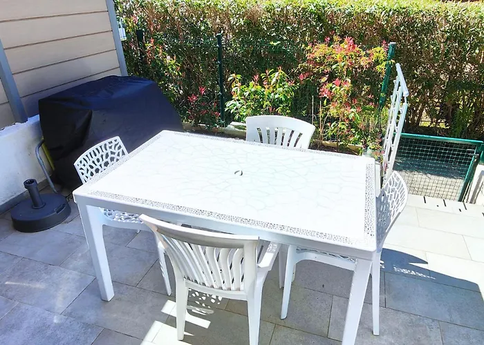 Mazet - A 300m De La / Terrasse / Wifi / La Conciergerie Varoise Lejlighed La Londe-les-Maures